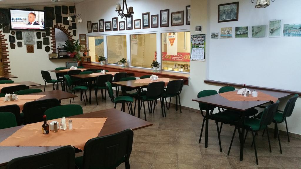 Dom Sportowca Roko Appartement Gdańsk Buitenkant foto